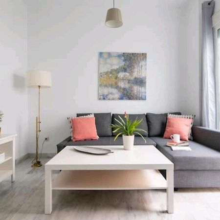 Casa De La Alameda Apartment เซบีญา ภายนอก รูปภาพ