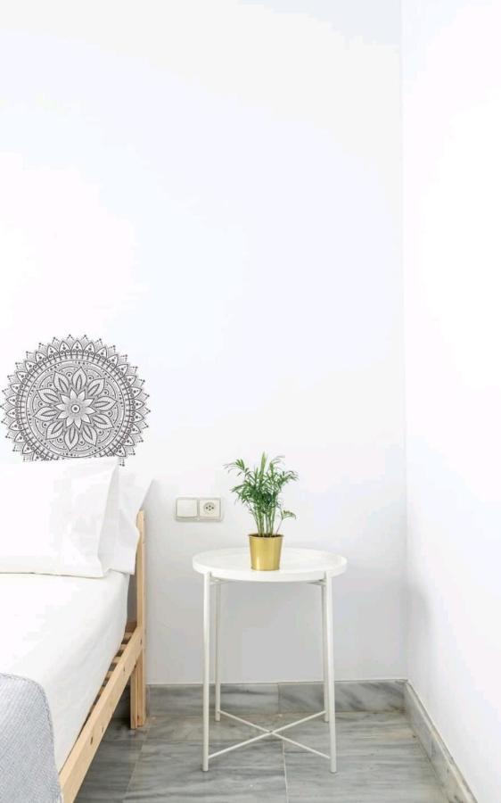 Casa De La Alameda Apartment เซบีญา ภายนอก รูปภาพ